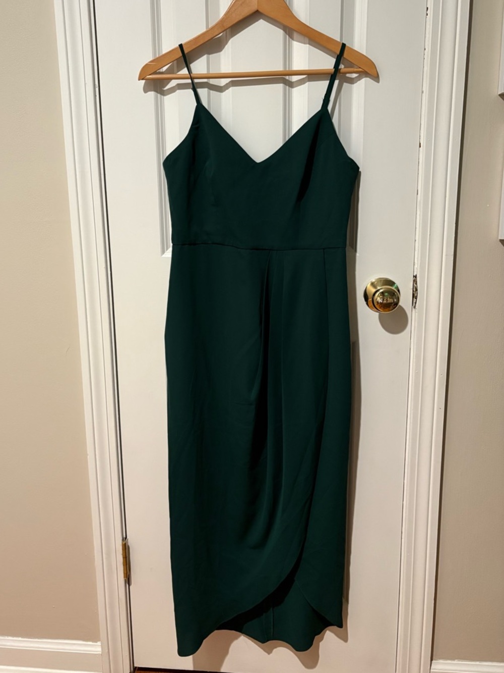 Lulu's Deep Green V-Neck Spaghetti Strap Midi Dress